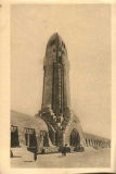 Ossuaire et phare de Douaumont