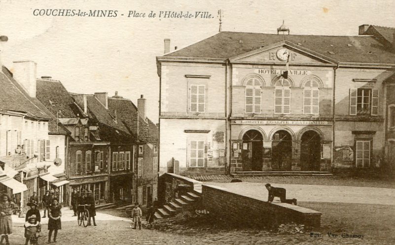 Place de l'Hôtel-de-Ville