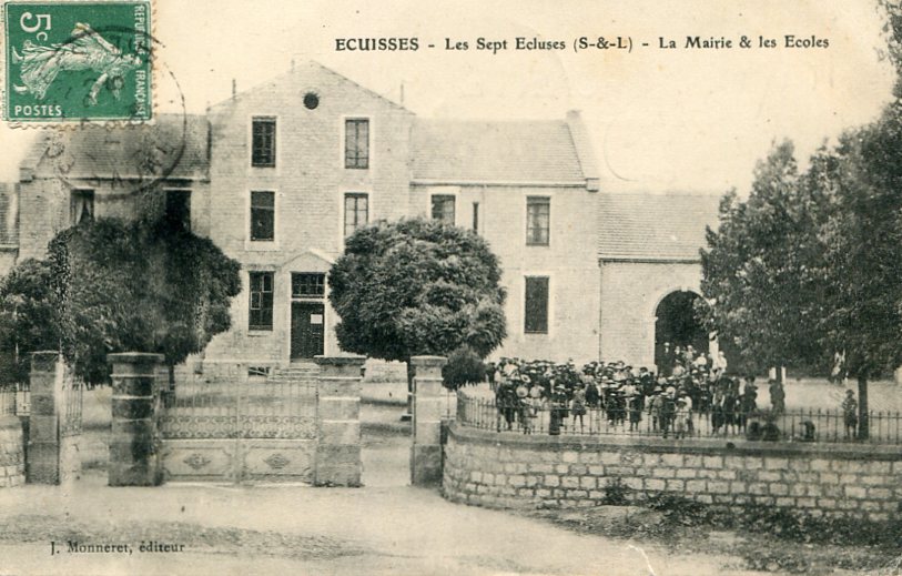 La Mairie et les Écoles