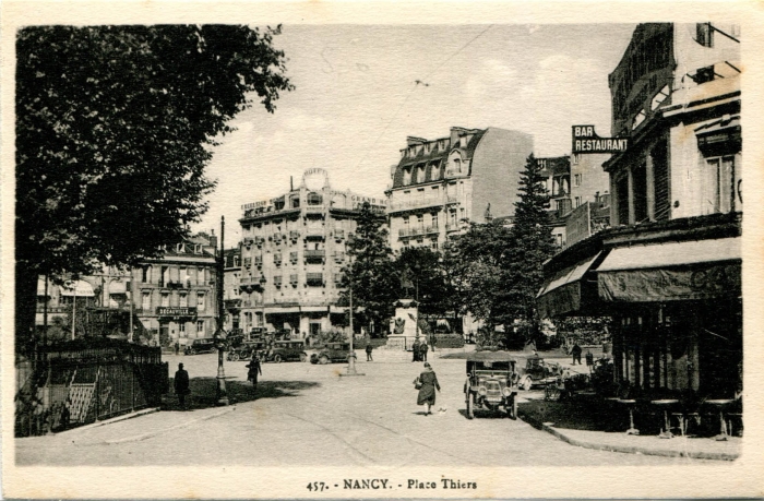 Nancy - Place Thiers 003