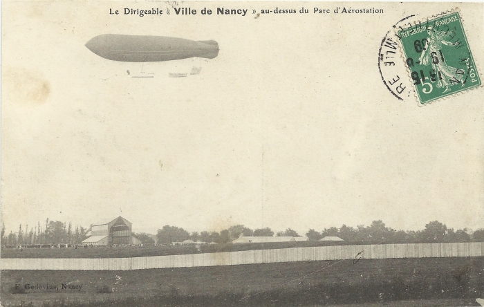 Au-dessus du Parc d'aérostation