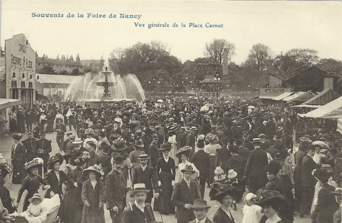 Vue générale de la place Carnot