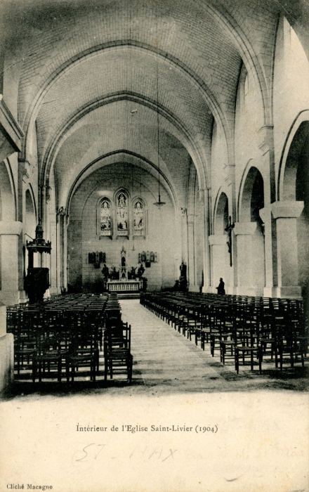 Intérieur de Saint-Livier (1904