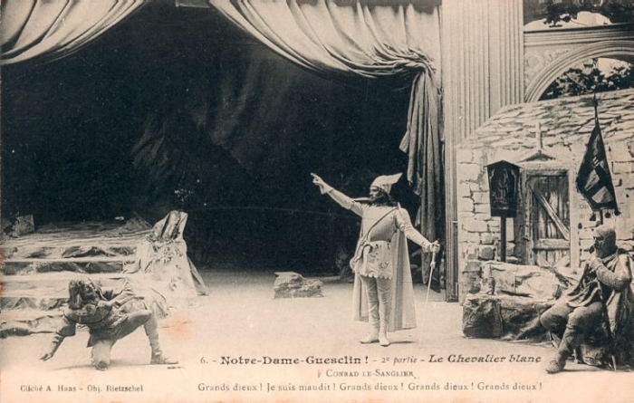 06 &#8212; Le Chevalier Blanc