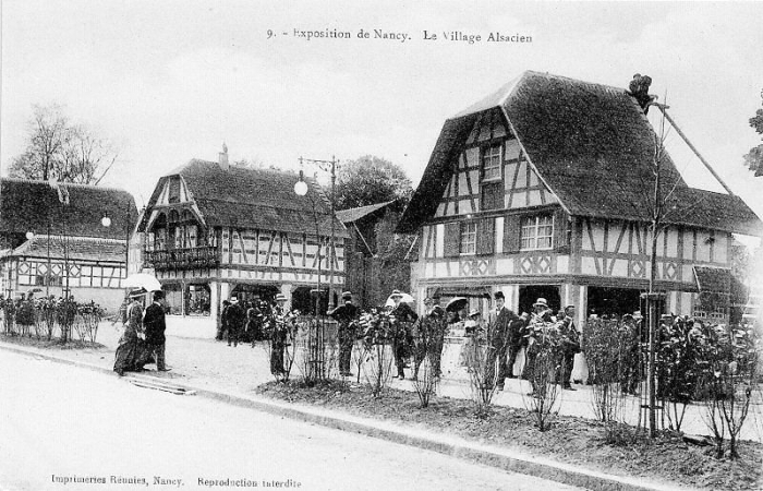9 - Le Village Alsacien