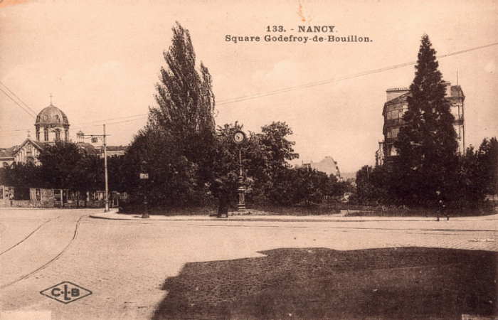 Square Godefroy-de-Bouillon
