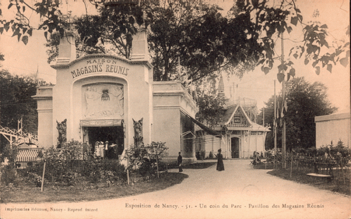 51 - Un coin du Parc - Pavillon des Magasins Réunis