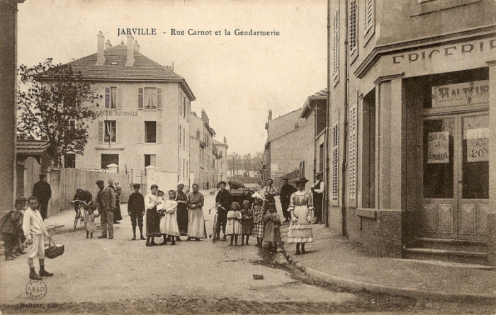 Gendarmerie et rue Carnot