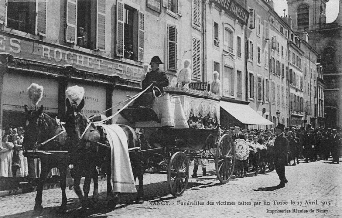 Funérailles du 27 avril 1915