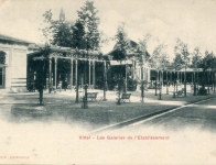 3 - L'Esplanade et les galeries