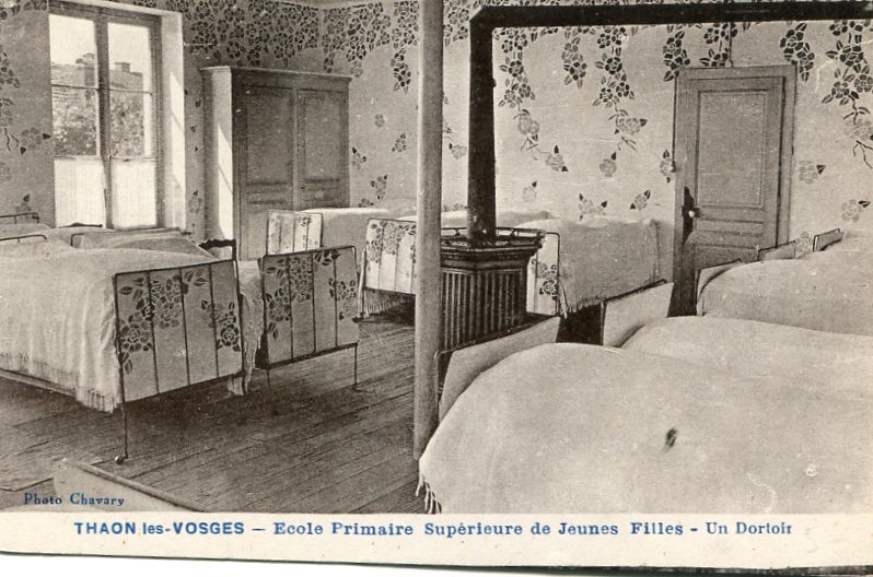 É.P.S. de Jeunes Filles - Dortoir