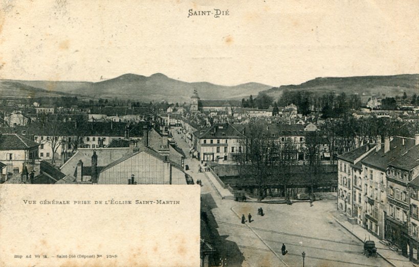 Vue prise de l'Église St-Martin -a