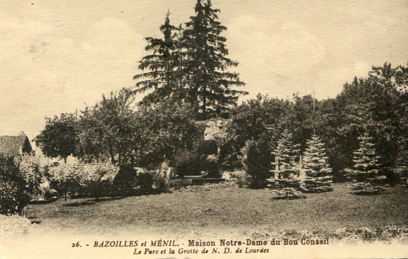 26 - Parc et Grotte N. D. de Lourdes