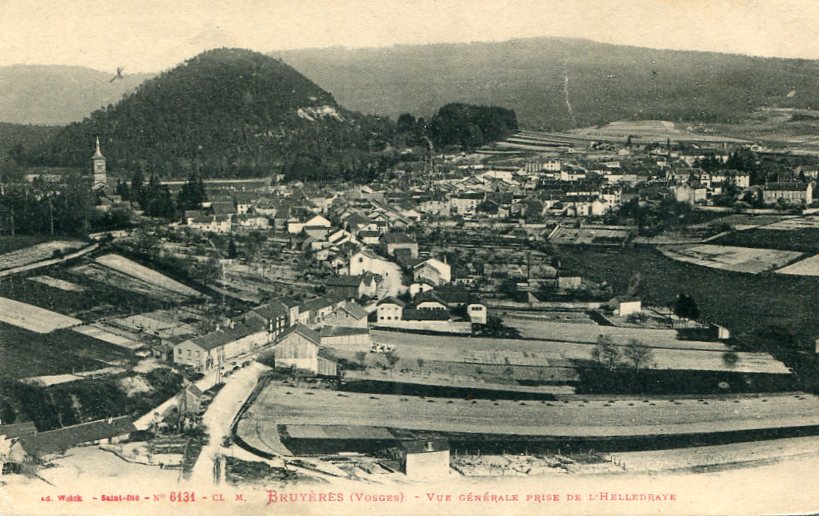 Vue prise de l'Helledraye