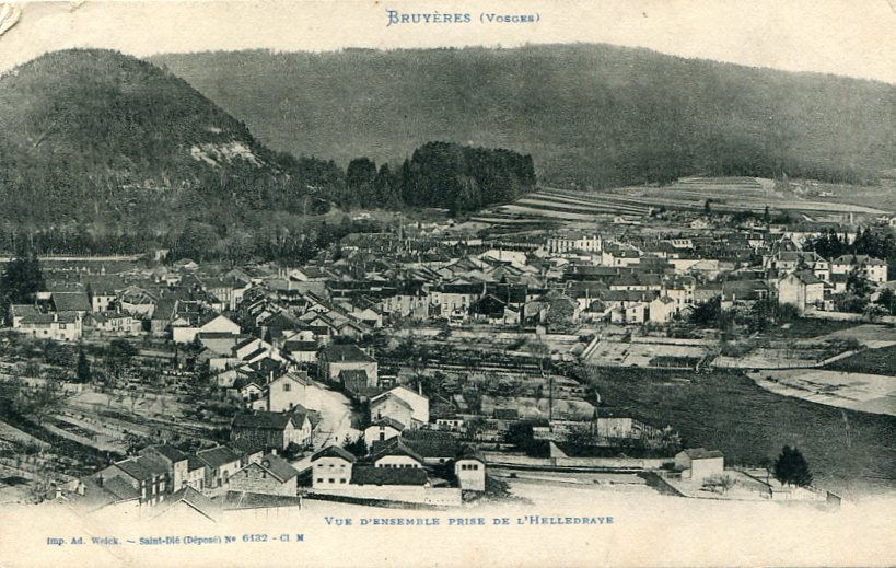 Vue prise de l'Helledraye