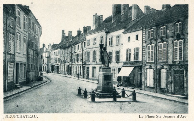 Place Ste Jeanne-d'Arc