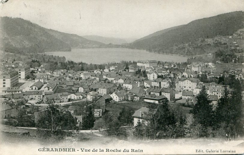045 - Vue depuis la Roche du Rain