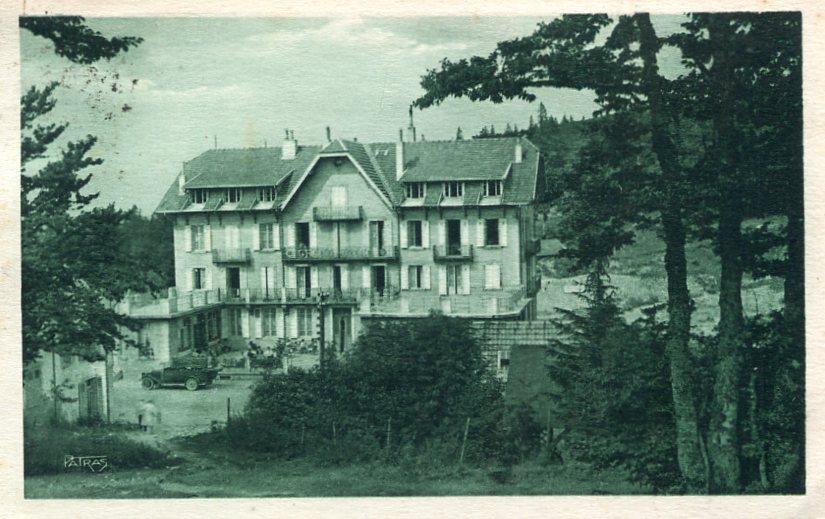 25-GrandHotel