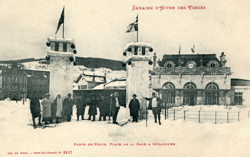 Porte de neige Place de la Gare
