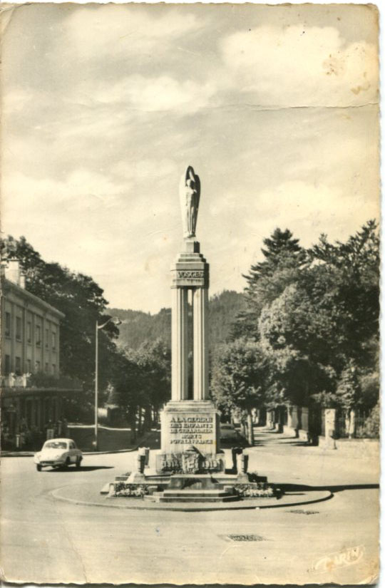 080-Monument aux morts
